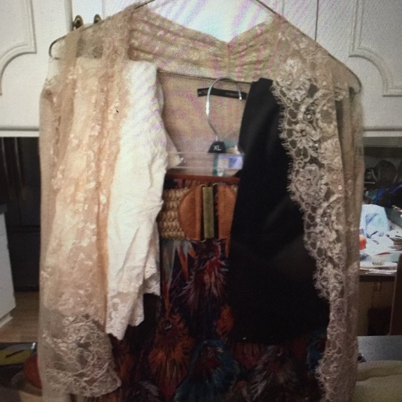 Cover - Picture 6 of 6